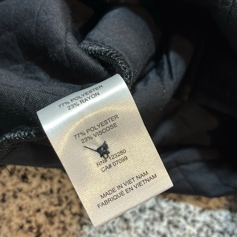 NWT Travis Mathew Diamond Quilted Shacket Black Sz XS - Picture 10 of 10